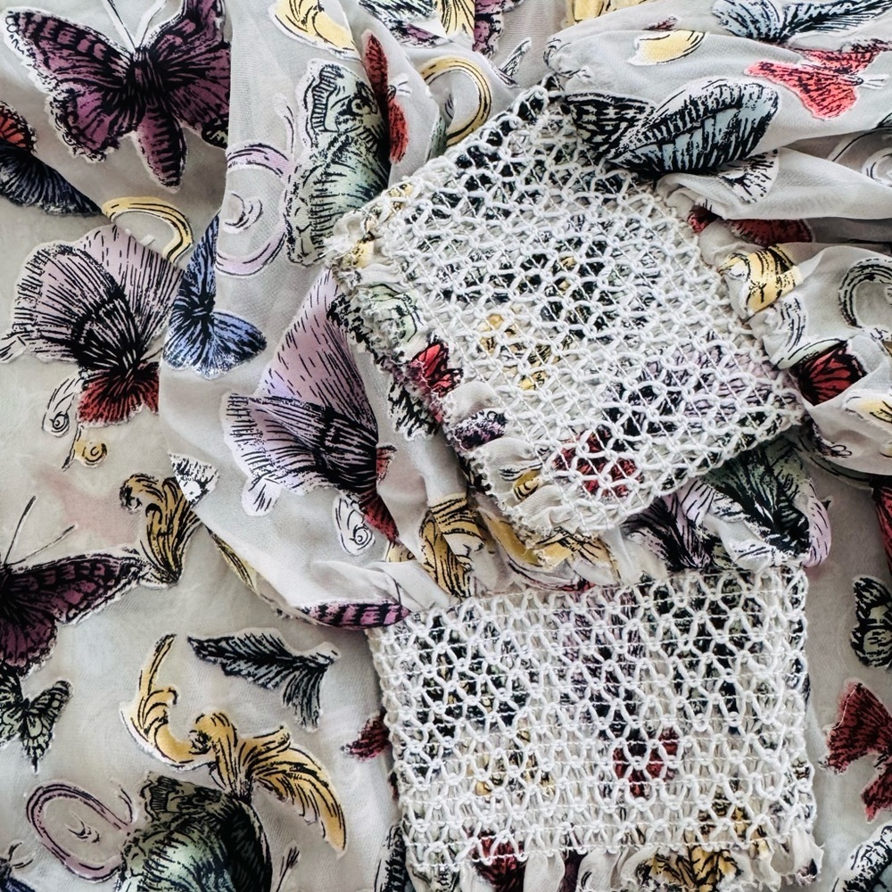 NWOT Women's Alice & Olivia Silk Butterfly Print Blouse Sheer Work Size Large - Picture 5 of 9